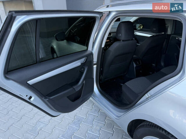 Серый Шкода Октавия, объемом двигателя 1.8 л и пробегом 236 тыс. км за 12700 $, фото 55 на Automoto.ua