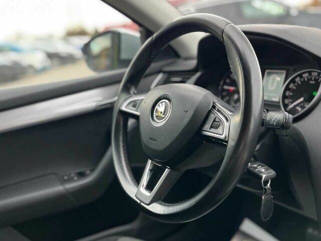 Сірий Шкода Октавія, об'ємом двигуна 1.6 л та пробігом 305 тис. км за 11600 $, фото 16 на Automoto.ua