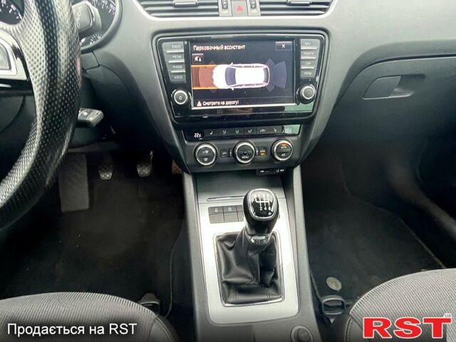 Серый Шкода Октавия, объемом двигателя 2 л и пробегом 239 тыс. км за 12500 $, фото 11 на Automoto.ua