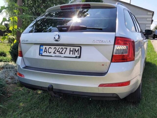 Серый Шкода Октавия, объемом двигателя 2 л и пробегом 300 тыс. км за 11350 $, фото 5 на Automoto.ua