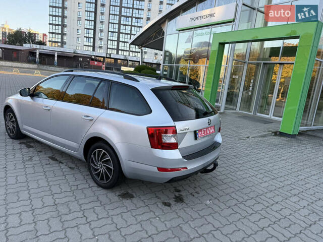 Серый Шкода Октавия, объемом двигателя 2 л и пробегом 225 тыс. км за 13950 $, фото 7 на Automoto.ua