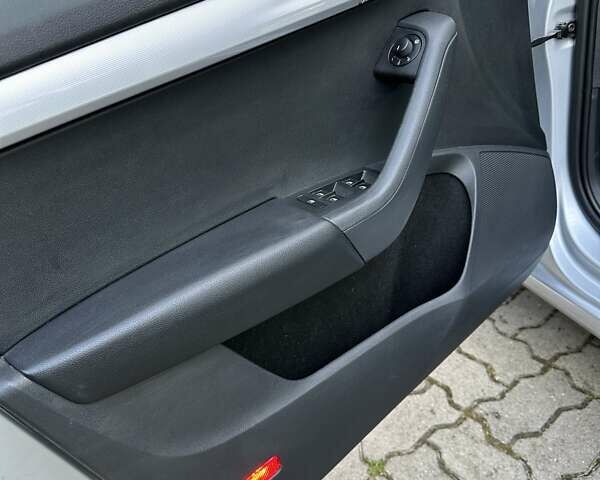 Шкода Октавия 2015 в Стрые на Automoto.ua Серый Шкода Октавия, объемом двигателя 1.97 л и пробегом 232 тыс. км за 13350 $, фото 56 на Automoto.ua