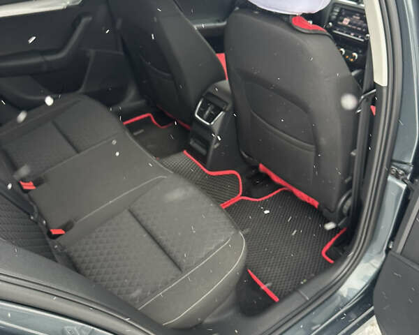 Сірий Шкода Октавія, об'ємом двигуна 1.6 л та пробігом 204 тис. км за 12800 $, фото 11 на Automoto.ua