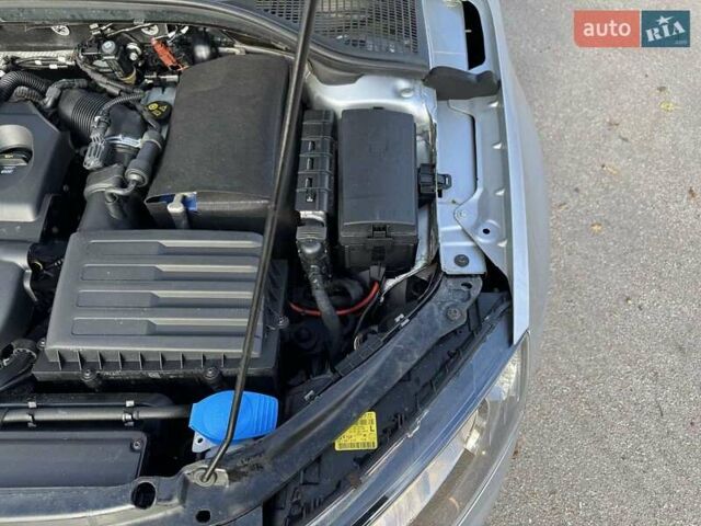 Шкода Октавия 2015 в Кролевце на Automoto.ua Серый Шкода Октавия, объемом двигателя 1.6 л и пробегом 197 тыс. км за 11850 $, фото 16 на Automoto.ua