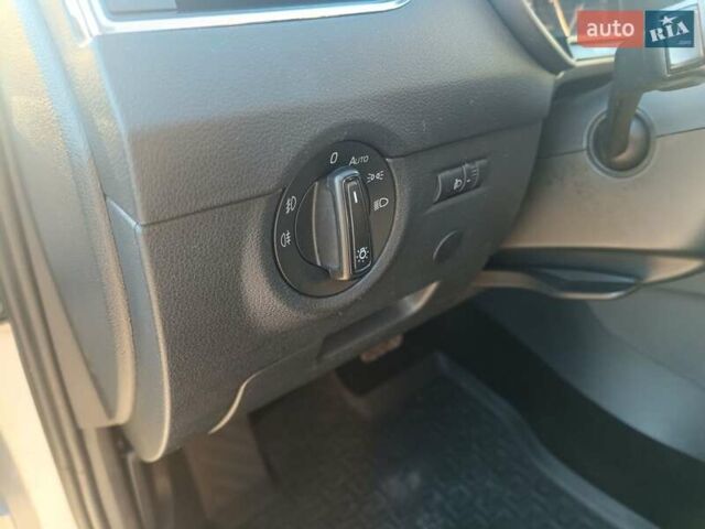 Серый Шкода Октавия, объемом двигателя 2 л и пробегом 290 тыс. км за 12499 $, фото 26 на Automoto.ua