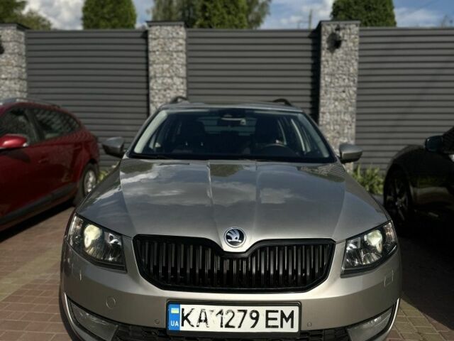 Сірий Шкода Октавія, об'ємом двигуна 2 л та пробігом 270 тис. км за 9900 $, фото 12 на Automoto.ua