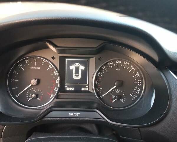 Сірий Шкода Октавія, об'ємом двигуна 1.6 л та пробігом 194 тис. км за 10200 $, фото 10 на Automoto.ua
