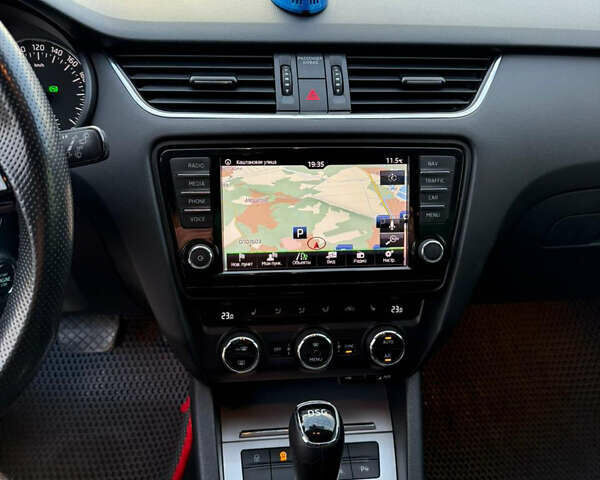 Сірий Шкода Октавія, об'ємом двигуна 1.6 л та пробігом 230 тис. км за 12100 $, фото 12 на Automoto.ua