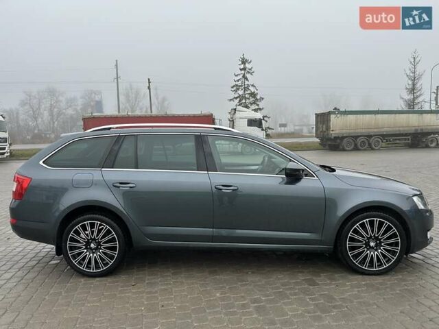 Серый Шкода Октавия, объемом двигателя 2 л и пробегом 229 тыс. км за 11750 $, фото 2 на Automoto.ua