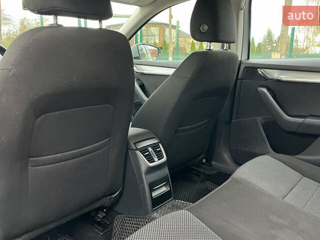 Серый Шкода Октавия, объемом двигателя 1.6 л и пробегом 305 тыс. км за 11600 $, фото 21 на Automoto.ua