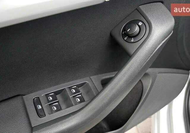 Серый Шкода Октавия, объемом двигателя 1.6 л и пробегом 256 тыс. км за 11700 $, фото 21 на Automoto.ua