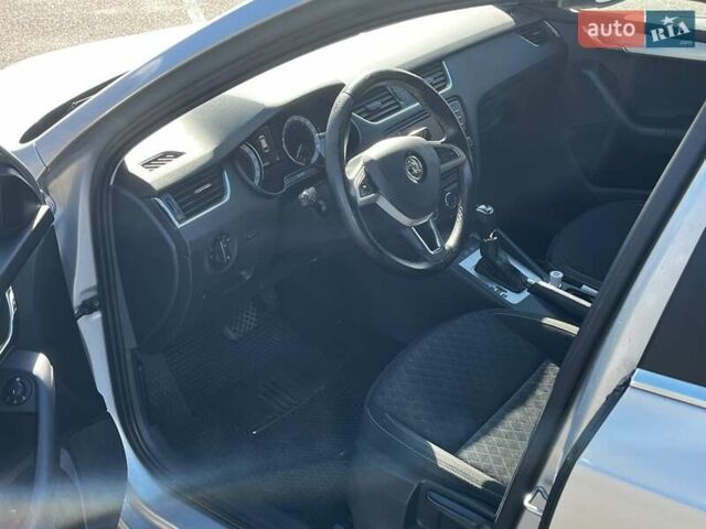 Серый Шкода Октавия, объемом двигателя 2 л и пробегом 297 тыс. км за 12500 $, фото 4 на Automoto.ua