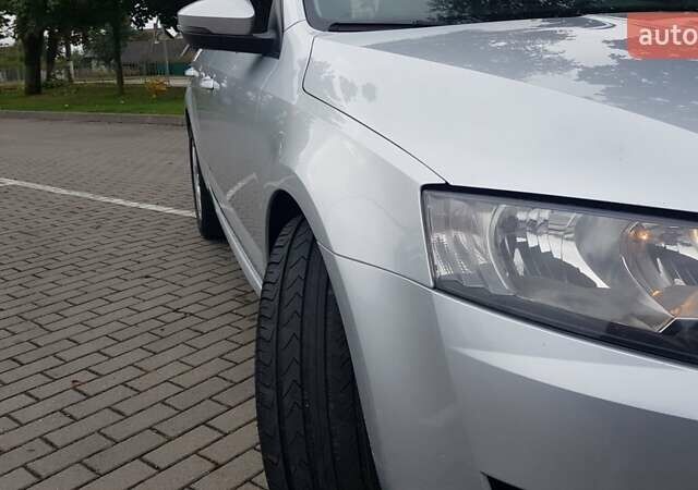 Шкода Октавія 2015 у Коломые на Automoto.ua Сірий Шкода Октавія, об'ємом двигуна 1.6 л та пробігом 345 тис. км за 8799 $, фото 1 на Automoto.ua