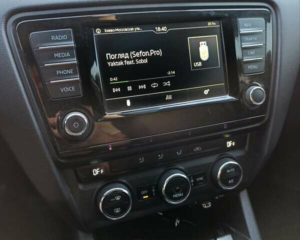 Серый Шкода Октавия, объемом двигателя 1.6 л и пробегом 352 тыс. км за 8999 $, фото 11 на Automoto.ua