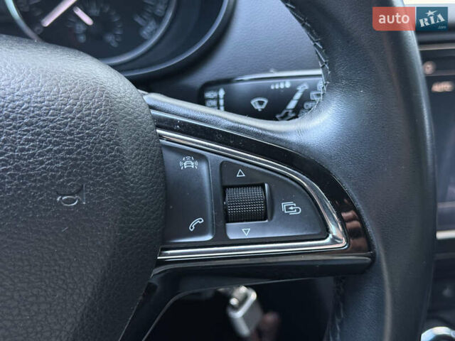 Серый Шкода Октавия, объемом двигателя 1.8 л и пробегом 236 тыс. км за 12700 $, фото 41 на Automoto.ua