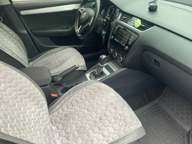 Серый Шкода Октавия, объемом двигателя 2 л и пробегом 269 тыс. км за 13300 $, фото 18 на Automoto.ua