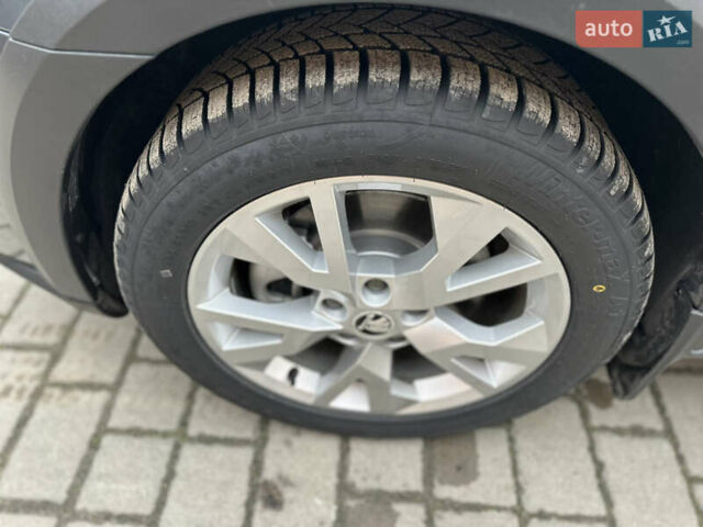 Серый Шкода Октавия, объемом двигателя 2 л и пробегом 262 тыс. км за 15750 $, фото 11 на Automoto.ua