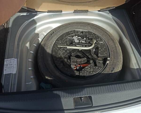 Серый Шкода Октавия, объемом двигателя 1.6 л и пробегом 356 тыс. км за 11500 $, фото 24 на Automoto.ua