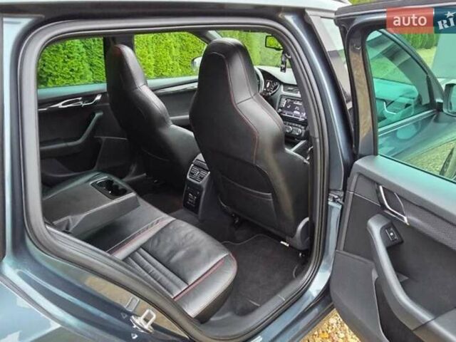 Сірий Шкода Октавія, об'ємом двигуна 2 л та пробігом 245 тис. км за 9333 $, фото 12 на Automoto.ua