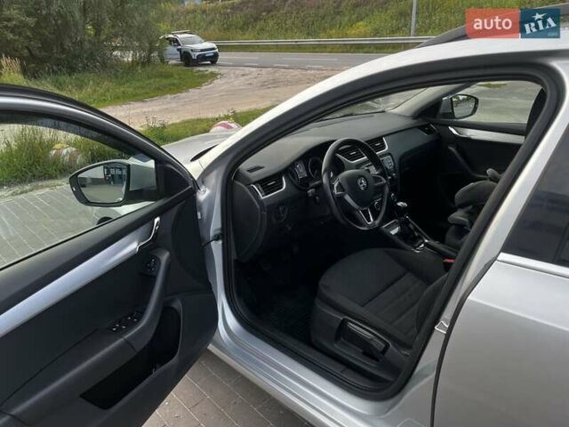 Серый Шкода Октавия, объемом двигателя 1.97 л и пробегом 330 тыс. км за 11300 $, фото 8 на Automoto.ua