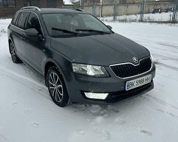 Серый Шкода Октавия, объемом двигателя 1.6 л и пробегом 204 тыс. км за 12800 $, фото 12 на Automoto.ua