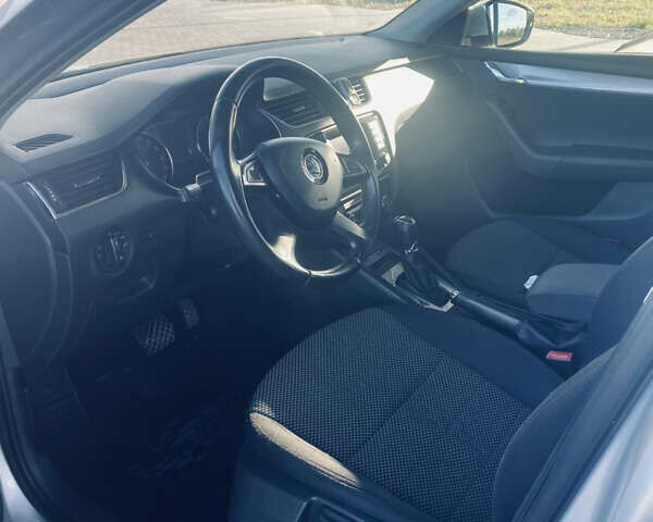 Сірий Шкода Октавія, об'ємом двигуна 1.6 л та пробігом 315 тис. км за 11700 $, фото 44 на Automoto.ua