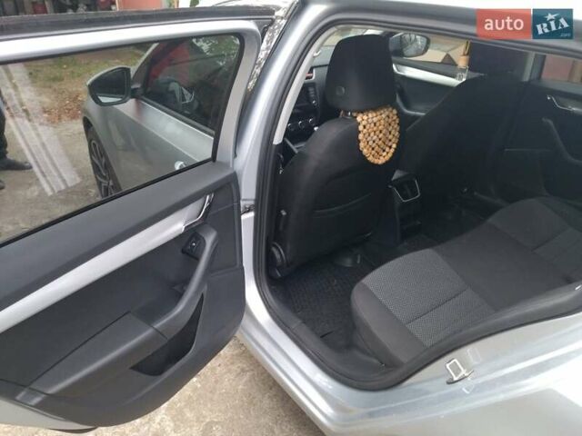 Сірий Шкода Октавія, об'ємом двигуна 1.6 л та пробігом 193 тис. км за 12000 $, фото 5 на Automoto.ua