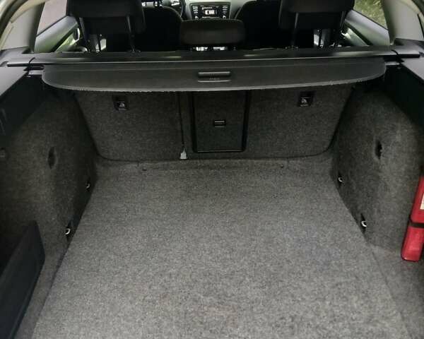 Серый Шкода Октавия, объемом двигателя 1.6 л и пробегом 262 тыс. км за 8500 $, фото 3 на Automoto.ua