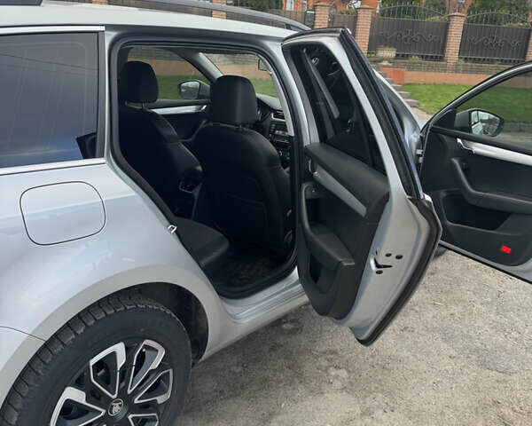 Сірий Шкода Октавія, об'ємом двигуна 1.97 л та пробігом 291 тис. км за 13800 $, фото 8 на Automoto.ua