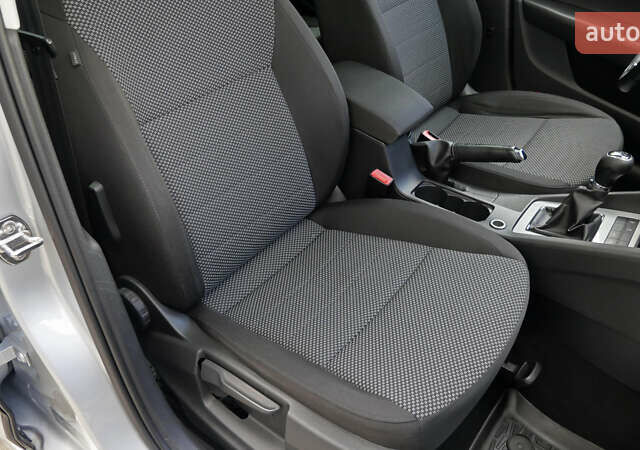 Серый Шкода Октавия, объемом двигателя 1.6 л и пробегом 256 тыс. км за 11700 $, фото 44 на Automoto.ua