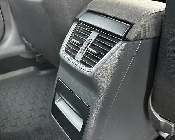 Шкода Октавия 2015 в Стрые на Automoto.ua Серый Шкода Октавия, объемом двигателя 1.97 л и пробегом 232 тыс. км за 13350 $, фото 92 на Automoto.ua