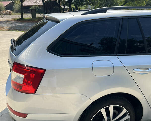 Серый Шкода Октавия, объемом двигателя 1.97 л и пробегом 282 тыс. км за 12500 $, фото 6 на Automoto.ua