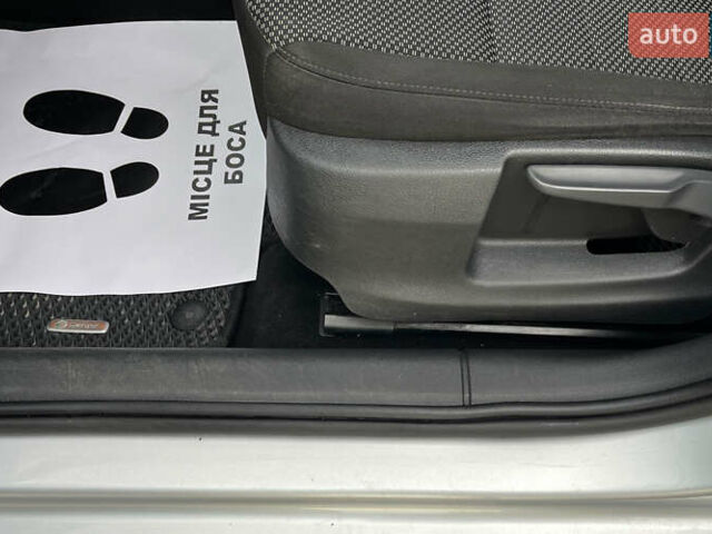 Серый Шкода Октавия, объемом двигателя 1.6 л и пробегом 305 тыс. км за 11600 $, фото 19 на Automoto.ua