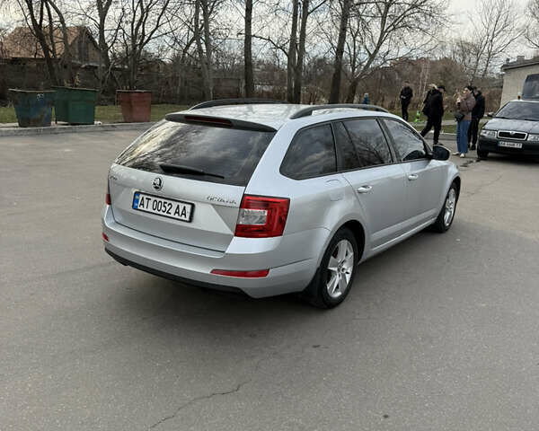Серый Шкода Октавия, объемом двигателя 1.6 л и пробегом 240 тыс. км за 9000 $, фото 6 на Automoto.ua