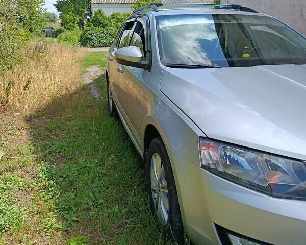 Шкода Октавія 2015 у Карловке на Automoto.ua Сірий Шкода Октавія, об'ємом двигуна 1.6 л та пробігом 286 тис. км за 11700 $, фото 6 на Automoto.ua
