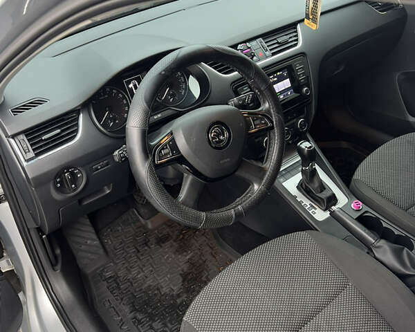Сірий Шкода Октавія, об'ємом двигуна 1.97 л та пробігом 270 тис. км за 12800 $, фото 19 на Automoto.ua
