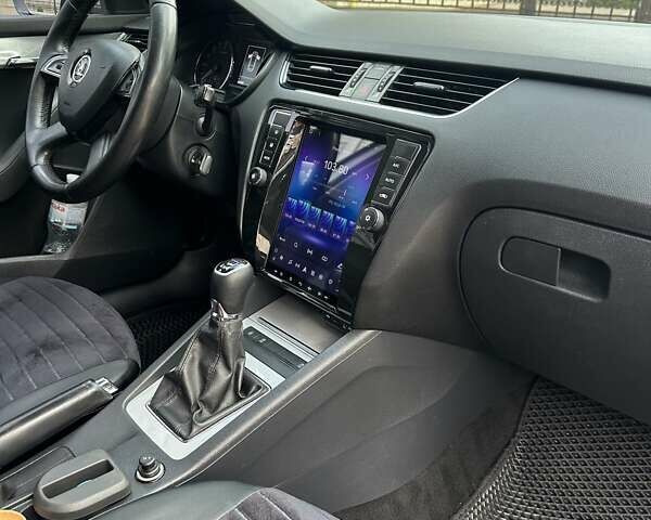 Сірий Шкода Октавія, об'ємом двигуна 1.6 л та пробігом 266 тис. км за 12000 $, фото 11 на Automoto.ua