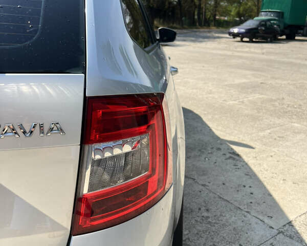 Серый Шкода Октавия, объемом двигателя 1.97 л и пробегом 282 тыс. км за 12500 $, фото 5 на Automoto.ua