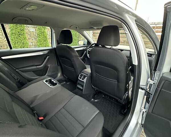 Шкода Октавия 2015 в Стрые на Automoto.ua Серый Шкода Октавия, объемом двигателя 1.97 л и пробегом 232 тыс. км за 13350 $, фото 91 на Automoto.ua