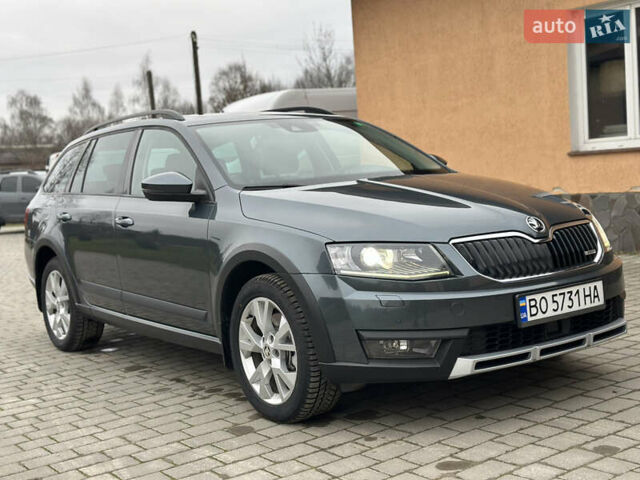Серый Шкода Октавия, объемом двигателя 2 л и пробегом 262 тыс. км за 15750 $, фото 9 на Automoto.ua