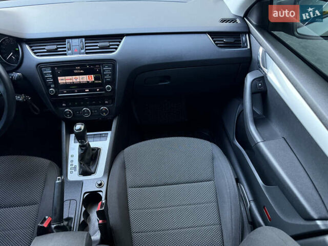 Серый Шкода Октавия, объемом двигателя 1.8 л и пробегом 236 тыс. км за 12700 $, фото 33 на Automoto.ua