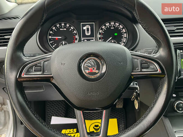 Серый Шкода Октавия, объемом двигателя 1.6 л и пробегом 305 тыс. км за 11600 $, фото 11 на Automoto.ua