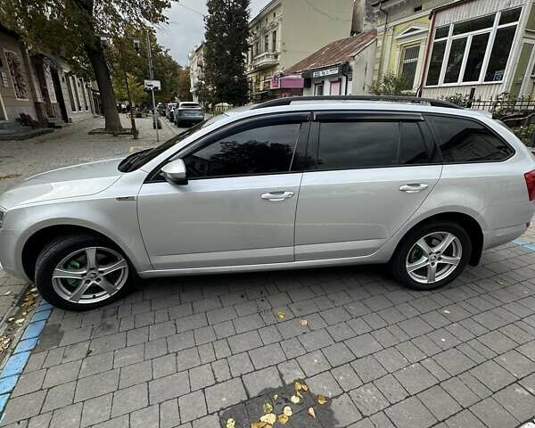 Сірий Шкода Октавія, об'ємом двигуна 1.6 л та пробігом 266 тис. км за 12000 $, фото 2 на Automoto.ua
