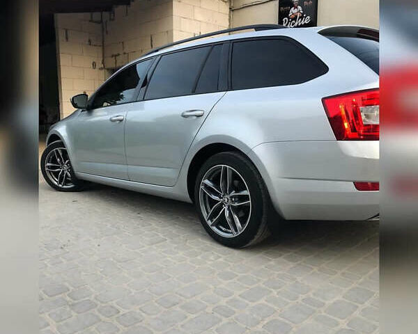 Серый Шкода Октавия, объемом двигателя 1.97 л и пробегом 250 тыс. км за 13999 $, фото 1 на Automoto.ua