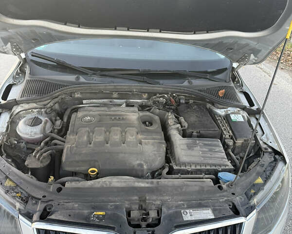 Серый Шкода Октавия, объемом двигателя 1.6 л и пробегом 225 тыс. км за 11700 $, фото 16 на Automoto.ua