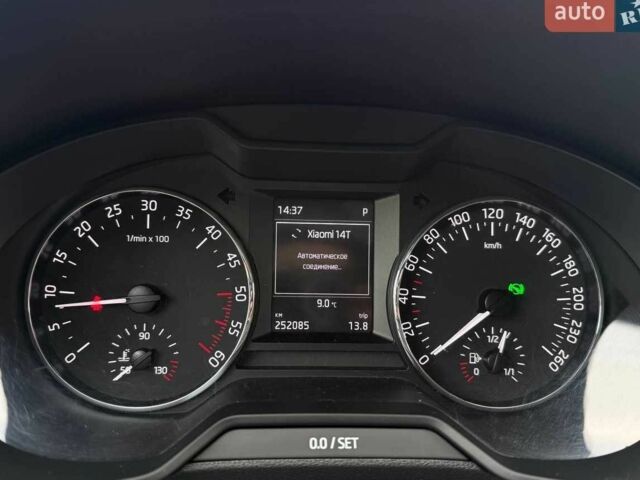 Сірий Шкода Октавія, об'ємом двигуна 2 л та пробігом 252 тис. км за 13800 $, фото 7 на Automoto.ua