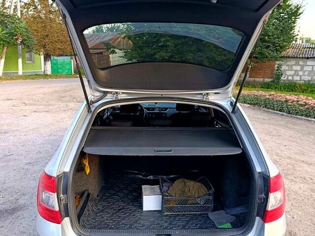 Серый Шкода Октавия, объемом двигателя 1.6 л и пробегом 350 тыс. км за 8999 $, фото 5 на Automoto.ua