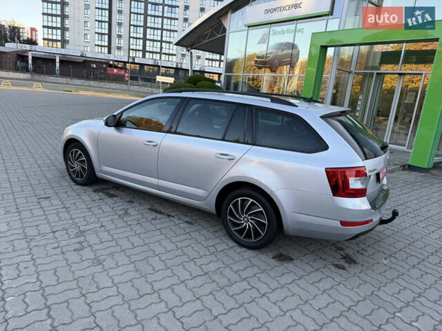 Серый Шкода Октавия, объемом двигателя 2 л и пробегом 225 тыс. км за 13950 $, фото 2 на Automoto.ua