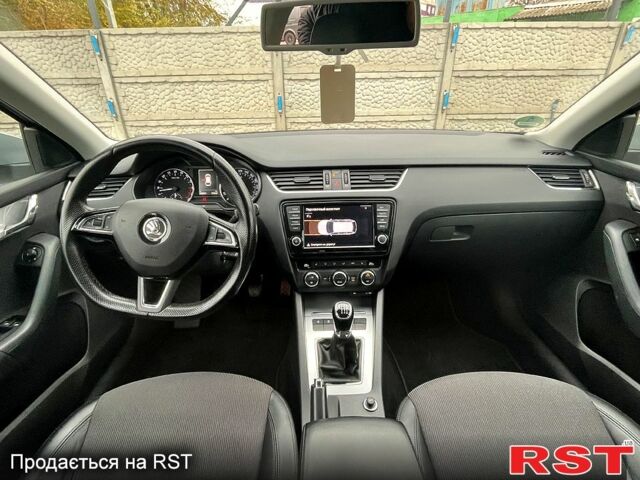 Серый Шкода Октавия, объемом двигателя 2 л и пробегом 239 тыс. км за 12500 $, фото 12 на Automoto.ua