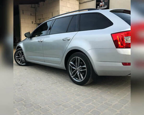 Сірий Шкода Октавія, об'ємом двигуна 1.97 л та пробігом 267 тис. км за 13299 $, фото 2 на Automoto.ua